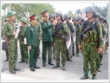 Ha Nam Provincial Armed Forces focus on building comprehensively strong, "exemplary and typical" units