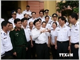 President visits Vietnam coast guard, fisheries surveillance forces