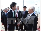 Vietnam, Japan issue joint vision on relations, ink six deals