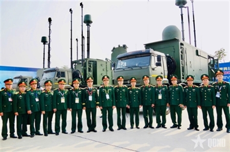 Building a seasoned and modern Electronic Warfare force