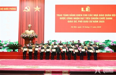 Phát huy vai trò nêu gương của đội ngũ nhà giáo Quân đội theo phong cách Hồ Chí Minh