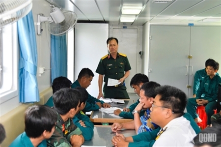 Bàn về giải pháp nâng cao hiệu quả hoạt động của hải đội dân quân thường trực tham gia bảo vệ chủ quyền biển, đảo