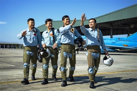 Sư đoàn Không quân 371 đẩy mạnh thực hiện Bốn trọng tâm, nâng cao sức mạnh chiến đấu