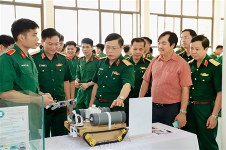 Xây dựng Học viện Kỹ thuật Quân sự ngang tầm yêu cầu nhiệm vụ trong tình hình mới