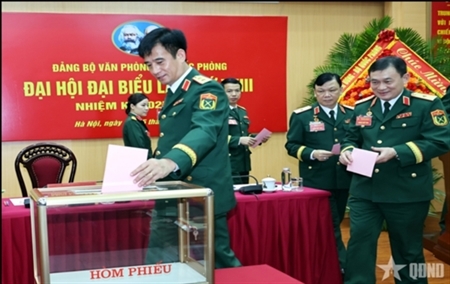 Xây dựng Văn phòng Quân ủy Trung ương - Văn phòng Bộ Quốc phòng ngang tầm nhiệm vụ trong thời kỳ mới