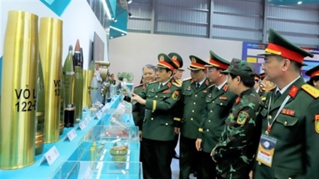 Tự chủ chiến lược - nhân tố cốt lõi trong bảo vệ Tổ quốc Việt Nam xã hội chủ nghĩa từ sớm, từ xa