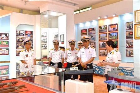 Phát huy truyền thống Đường Hồ Chí Minh trên biển, bảo vệ vững chắc chủ quyền biển, đảo