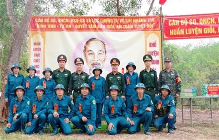 15号兵团提高少数民族自卫民兵力量的训练质量及随时备战水平