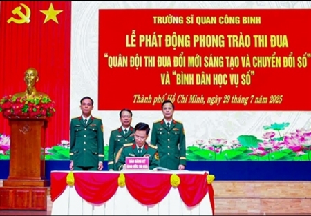 工兵军官学校提高教育培训质量