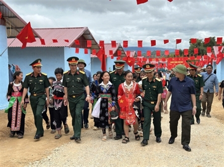 奠边省着力建立稳固的民心阵势