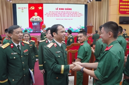 On the principles of promoting Signal Troops political - spiritual factor