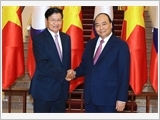 Thủ tướng Nguyễn Xuân Phúc hội đàm với Thủ tướng Lào Thoong-lun Xi-xu-lít