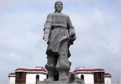 Policies on building the army and protecting the homeland in the Le So dynasty