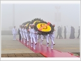 Lãnh đạo Đảng, Nhà nước, Quân đội vào Lăng viếng Chủ tịch Hồ Chí Minh, tưởng niệm các Anh hùng liệt sĩ