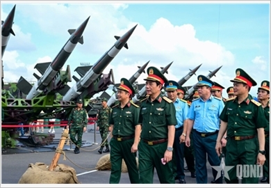 Những nội dung quan trọng về tăng cường quốc phòng, an ninh và đẩy mạnh đối ngoại trong dự thảo Báo cáo chính trị trình Đại hội XIV của Đảng