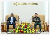 Đại tướng Phan Văn Giang tiếp Thư ký Quốc phòng Ấn Độ