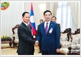Đưa hợp tác quốc phòng Việt Nam - Lào ngày càng "gắn kết chiến lược"