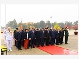 Lãnh đạo Đảng, Nhà nước, Quân đội vào Lăng viếng Chủ tịch Hồ Chí Minh