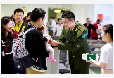 Hoàn thiện thể chế chính trị - vấn đề then chốt đưa đất nước phát triển nhanh và bền vững trong kỷ nguyên vươn mình của dân tộc Việt Nam