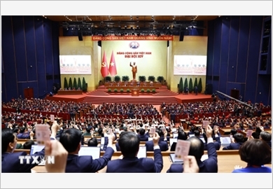 Lật tẩy chiêu trò xuyên tạc mục tiêu phát triển kinh tế - xã hội trong Văn kiện Đại hội XIV của Đảng