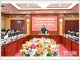 Đại tướng Nguyễn Trọng Nghĩa làm việc với Thường vụ Đảng ủy Quân khu 2