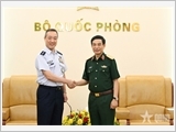 Đại tướng Phan Văn Giang tiếp Đại tướng Uchikura Hiroaki