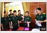 Thượng tướng Trương Thiên Tô kiểm tra, nắm tình hình tại Sư đoàn 3