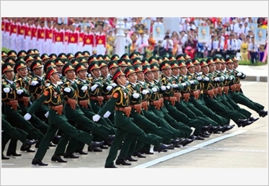 Sự phát triển tư duy lý luận của Đảng về xây dựng nền quốc phòng toàn dân, nền an ninh nhân dân gắn với thế trận lòng dân và khu vực phòng thủ