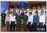 Các đồng chí Ủy viên Trung ương Đảng nghiên cứu thực tế, cập nhật kiến thức tại Bộ Quốc phòng