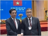 Đại tướng Phan Văn Giang tiếp xúc bên lề với Thứ trưởng Bộ Quốc phòng Nhật Bản