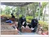 Cẩn trọng từng mẫu sinh phẩm