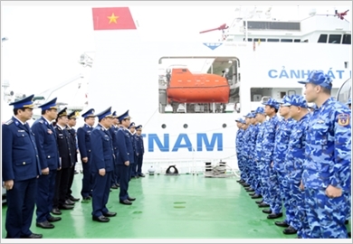 海警第一区贯彻落实"两个坚定、两个推进、两个防止"，坚决维护海洋岛屿主权和安全