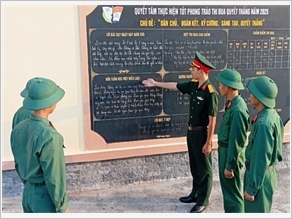 Trường Quân sự Quân đoàn 12 đẩy mạnh phổ biến, giáo dục pháp luật và quản lý kỷ luật